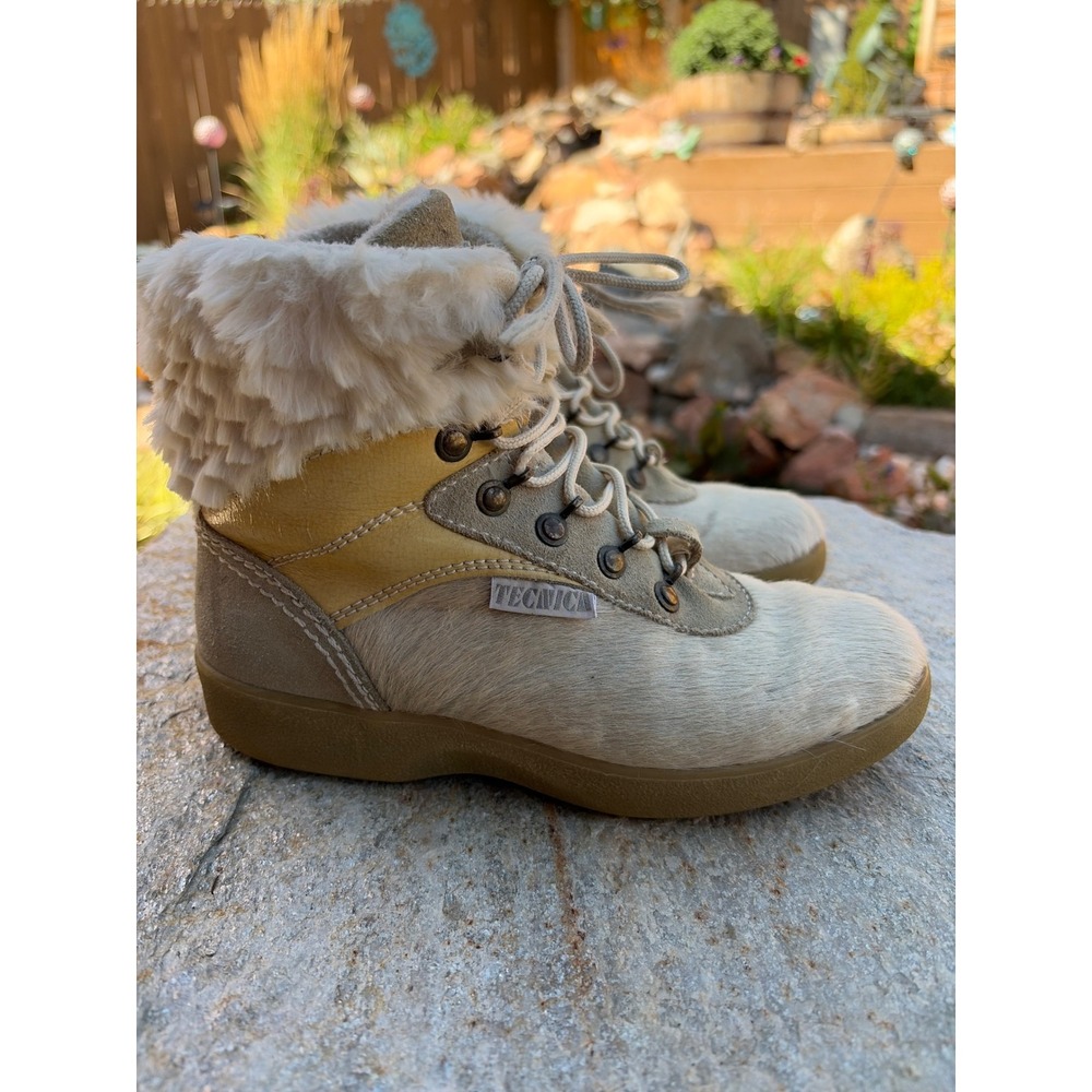 Tecnica‎ Vintage Goat Fur bottoms Faux Fur uppers Boots Made in Italy 36 5